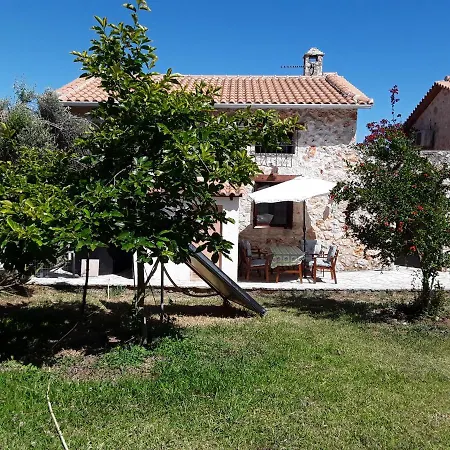 Dioni Villa